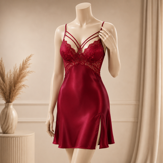 لباس خواب کوتاه زنانه ساتن با دانتل و بند هارنس مدل Satin Harness 5434